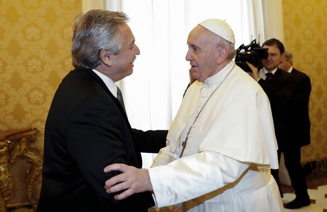 Alberto Fernández se reunió durante 44 minutos con el Papa Francisco en el Vaticano   