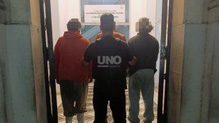 Intentaron usurpar un inmueble allanado por venta de drogas y terminaron aprehendidos