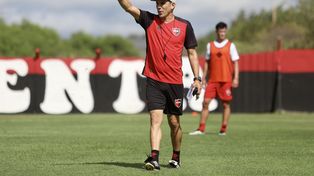 De la mano de Larriera, Newells necesita fortalecer conceptos y sumar convencimiento para encarar lo que viene en la Copa de la Liga.