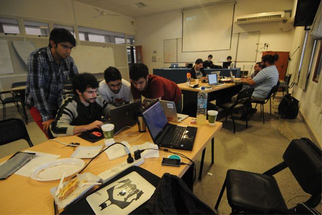 Hackathon Litoral: cómo ofrecer soluciones desde la informática