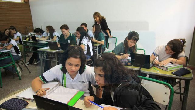 Beneficio. Se busca garantizar el acceso a la educación.&nbsp;