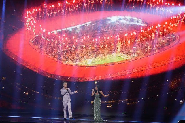 Robbie Williams durante el acto del sorteo del Mundial.