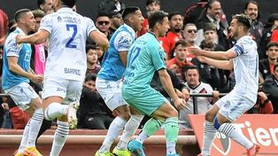 Godoy Cruz ganó y se prende en la cima del campeonato