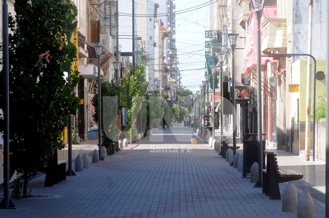 Feriado: el comercio estará cerrado y los súper locales harán horario reducido