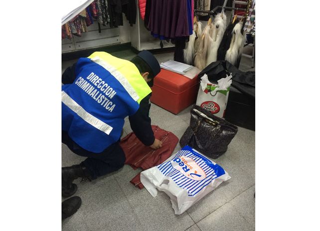 Detuvieron a una mechera en un negocio céntrico.