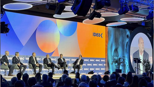 Perotti: Tenemos una provincia equilibrada, el presupuesto enviado en tiempo y forma, y con superávit 