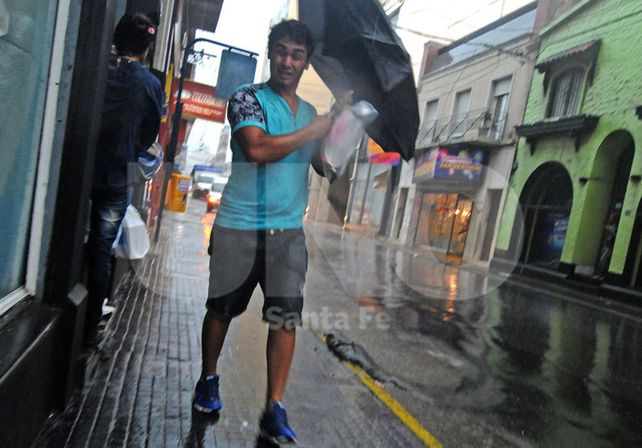 Hasta el mediodía se registraron lluvias de hasta 40 milímetros en la ciudad