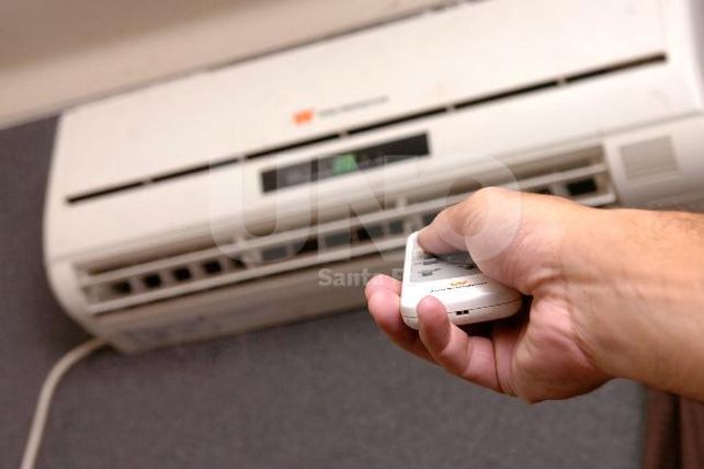 Récord de demanda de energías por las altas temperaturas en la ciudad