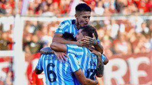 Racing le ganó a su clásico rival.
