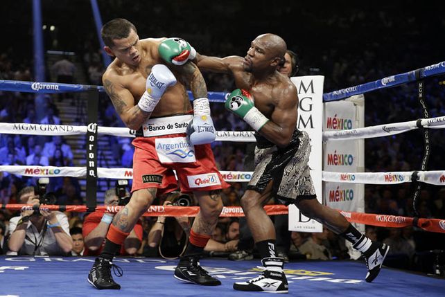 El Chino dejó todo pero no le alcanzó para ganarle a Floyd Mayweather en Las Vegas