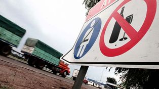 Restringen la circulaci&oacute;n de camiones durante Navidad para evitar accidentes