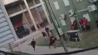 El hincha de Peñarol baleado dentro de la cancha de Colón dejó su testimonio de lo ocurrido.