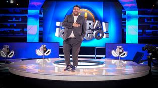 Barassi en medio de una escenografía impactante. “Ahora caigo”: para alegrar las tardes en la TV.