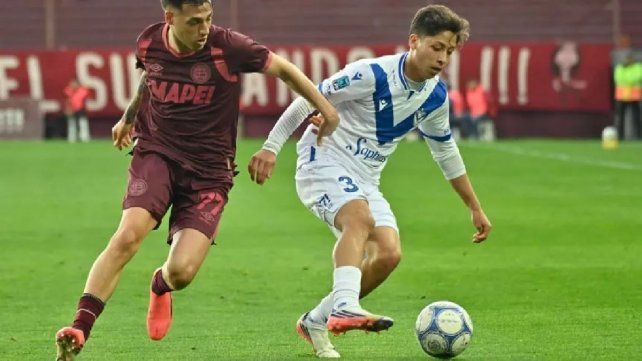 Lanús derrotó a Vélez y sueña con ingresar a puestos de copas.
