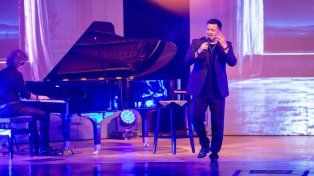 Jorge Rojas inició Piano & Voz con entradas agotadas y una emotiva noche en Rosario