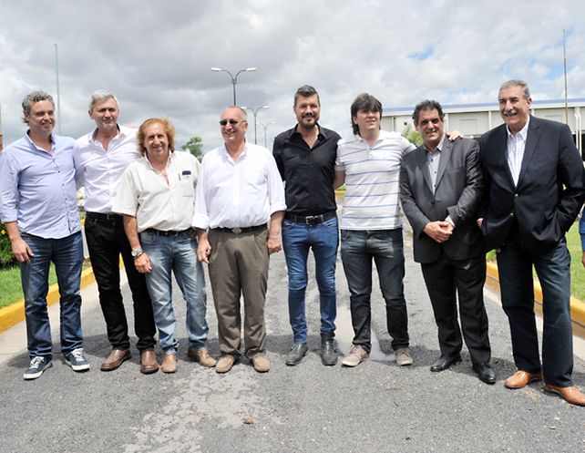 Al frente. Tinelli