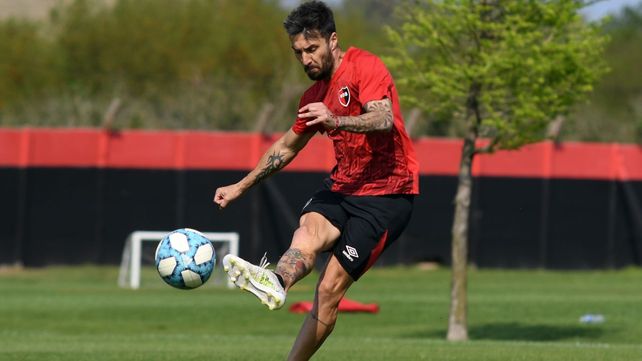 Nacho Scocco vuelve al primer equipo de Newells.