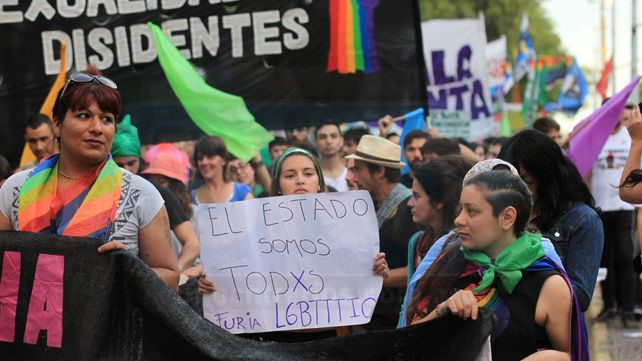 Se realizó en Paraná la primera Marcha del Orgullo Disidente