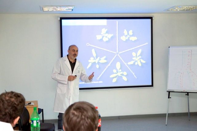 Ciencia y producción. Javier Palatnik encabeza el equipo de investigación del IBR