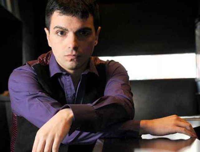 El cantante debió ser asistido en un centro de salud privado.