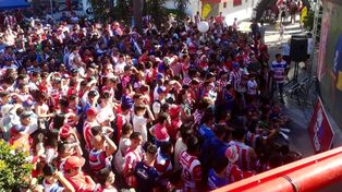 Pantalla gigante en La Tatenguita para ver a Unión visitando a Estudiantes