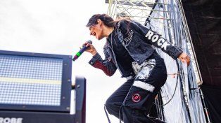 La rosarina Mica Racciatti cierra un gran 2024 junto a su banda Set Eléctrico este domingo 15 de diciembre en el CC Güemes