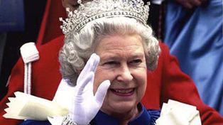 La reina Isabel II de Inglaterra le pide a la realeza no hacer ostentaci&oacute;n