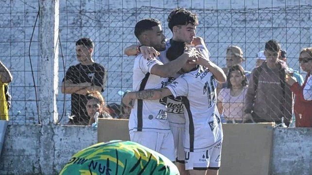 Patronato goleó 4 a 1 a San Miguel