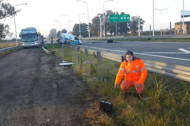 Así quedó el utilitario tras el fuerte impacto.