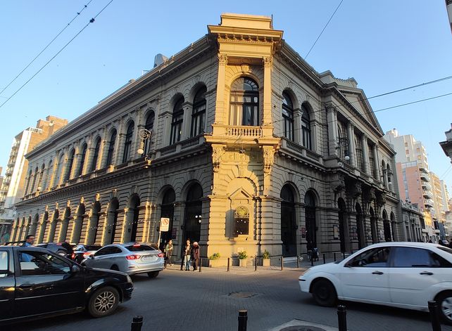 Cuatro teatros históricos de Rosario muestran su pasado y presente