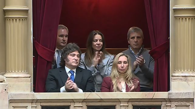 El jefe de gabinete de ministros presenta el informe sobre la marcha de la gestión en medio de los escándalos judiciales por su situación patrimonial.&nbsp;