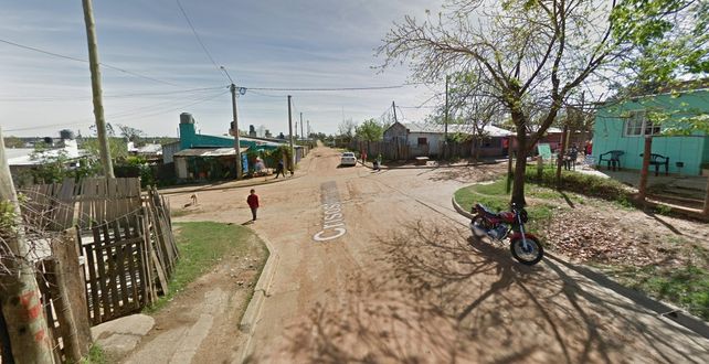 Le dispararon siete balazos desde una moto y sobrevivió