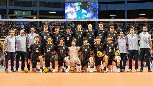 Argentina superó a Bolivia en el inicio del Sudamericano de Vóley Masculino.