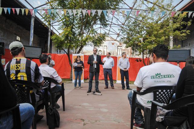 Restringirán en forma paulatina el acceso de carros al centro a partir de este jueves Restringirán en forma paulatina el acceso de carros al centro a partir de este jueves