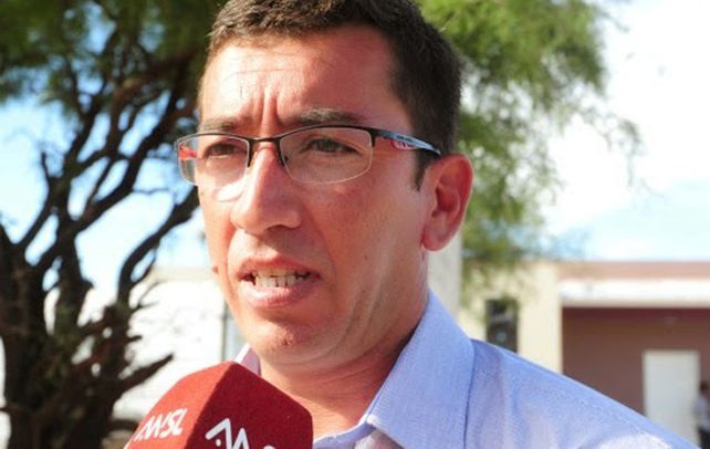 Diego Lorenzetti escribió: “Quiero ver si te animás a un trabajo”.