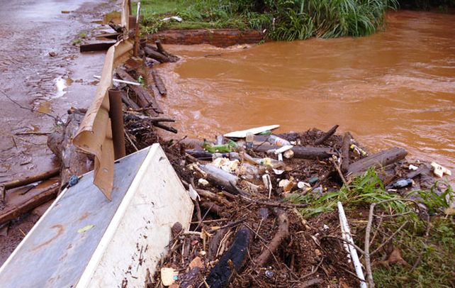 Penoso. Un hombre perdió la vida tras salvar a un niño en el arroyo Mbotaby de Oberá.