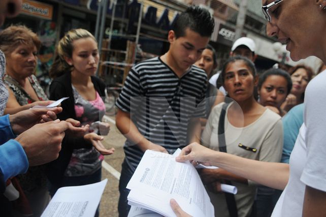 Los jóvenes santafesinos empezaron a consultar para inscribirse en el Progresar
