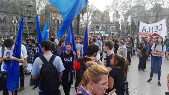 Unas 40 mil personas se congregaron en Rosario para reclamar por la aparición de Santiago Maldonado