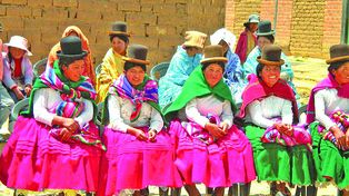 Nuestra cultura bataraza  late en Victoria Santa Cruz y Silvia Rivera Cusicanqui