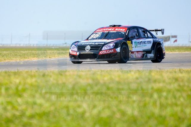 Canapino ganó de punta a punta la primera fecha del Top Race en Paraná