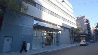 En San Juan y Dorrego se reactivó el año pasado la construcción de lo que hoy es el hotel Innnovo.