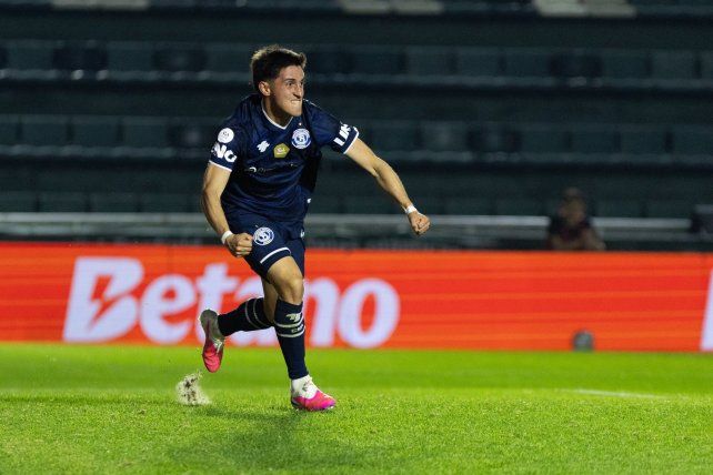 Gonzalo Rios marcó el primero para Independiente Rivadavia.