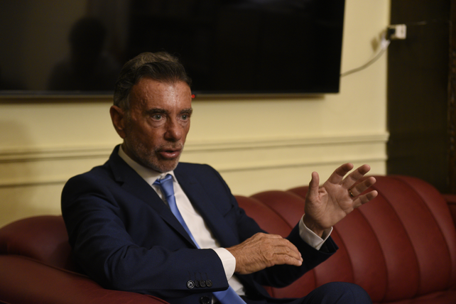 "Antes hab&iacute;a que desconfiar del poder del juez de instrucci&oacute;n. Hoy hay que desconfiar del poder de los fiscales, porque el fiscal tiene mucho poder. Esto requiere un fuerte monitoreo hacia dentro de la instituci&oacute;n y de la generaci&oacute;n de controles cruzados", sostiene Erbetta.&nbsp;