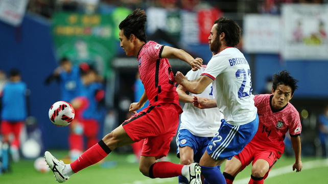 Berizzo debutó como DT de Chile con una derrota ante Corea del Sur