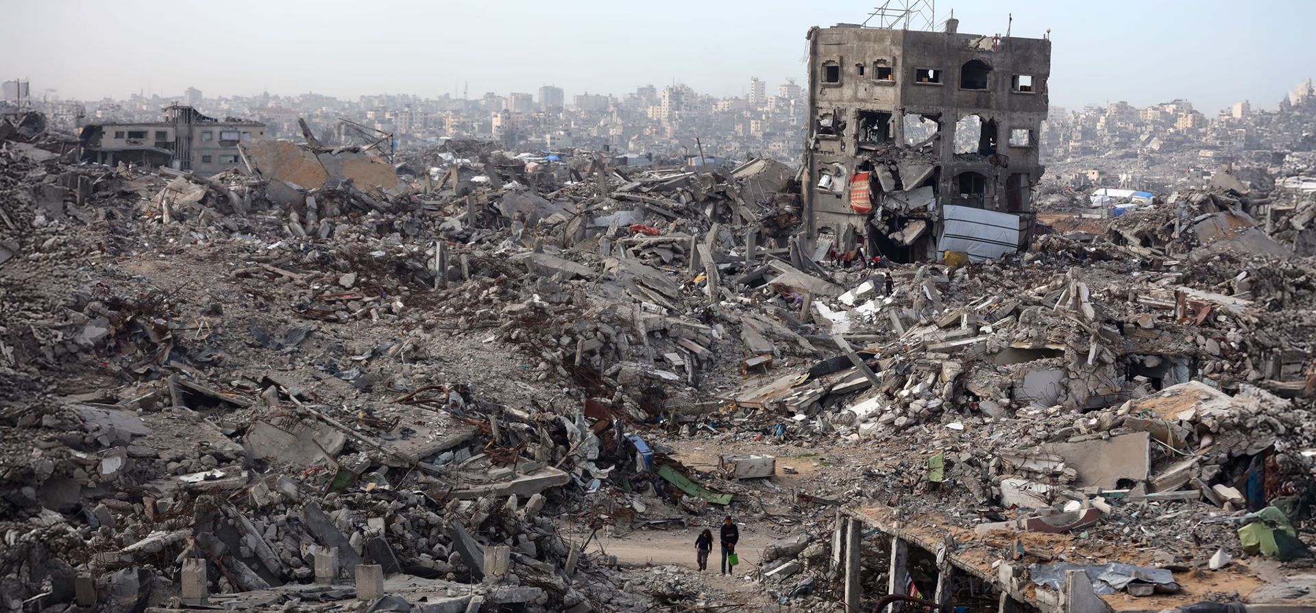 Edificios destruidos en Jabaliya, en el norte de la Franja de Gaza, Jabaliya, Gaza. Fotografía: Majdi Fathi/NurPhoto/Shutterstock Edificios destruidos en Jabaliya, en el norte de la Franja de Gaza, Jabaliya, Gaza. Fotografía: Majdi Fathi/NurPhoto/Shutterstock