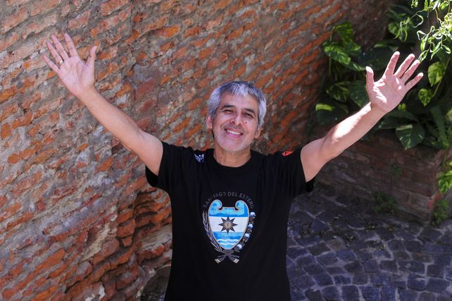 Peteco Carabajal se presenta este sábado en Rosario