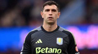 Dibu Martínez posteó tras su error en la caída de Aston Villa: Yo nunca pierdo