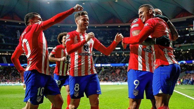 Atlético Madrid finalizó primero en el Grupo E de la Champions League.