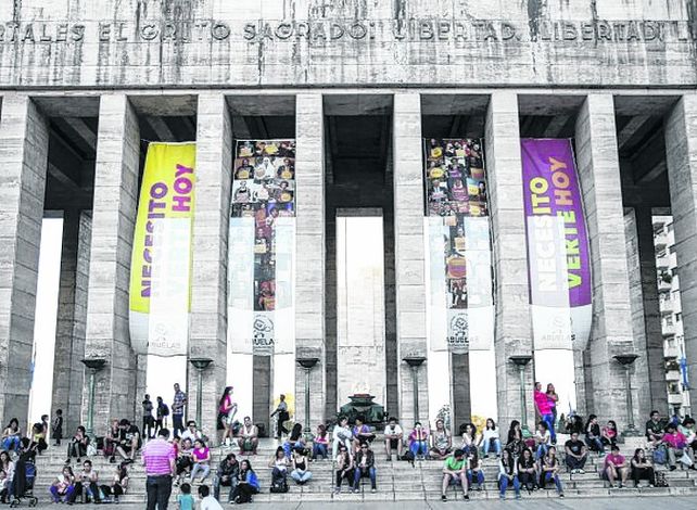 Iniciativa. El Monumento es uno de los lugares elegido para las actividades.