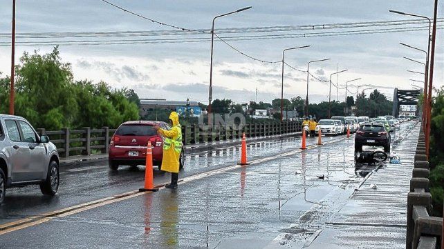 A 24 horas de rehabilitar el paso por el Puente Carretero